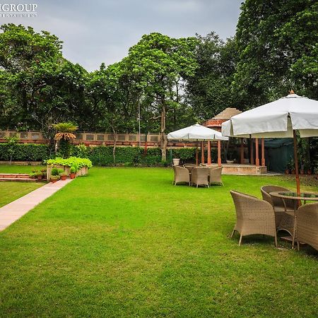 Mansingh Palace, Agra Bagian luar foto